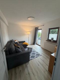 Schöne, mittelgroße Ferienwohnung - 0