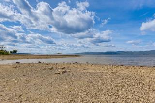 Lakefront Adirondack Escape! Fire Pit & Game Room - 5