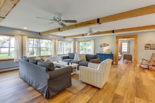 Lakefront Adirondack Escape! Fire Pit & Game Room - 9