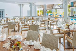 Bay Gardens Hotel - 9
