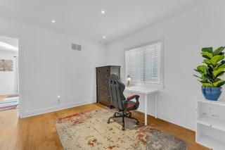 Brampton Villa Meadows - 2