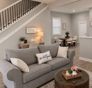 Fountain Sq Retreat 8 Min to Downtown Sleeps 8 - 1