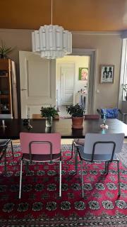 Spacious Home Full of Art Colour and Character - 8