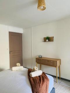 T3 Privé et Moderne Piscine Clim Baby-foot - 8