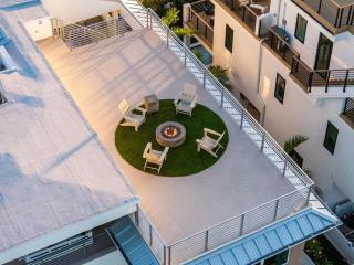 Casa Del Sol | Rooftop Deck, Pool + Ocean Views - 5