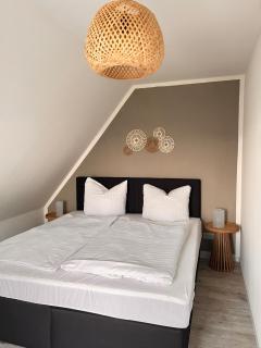 CLUBHAUS 6 - Dachwohnung mit 2 Schlafzimmern, Balkon & Netflix - 6
