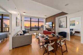 Zenzilla Resort Amenities & Panoramic City Views - 9