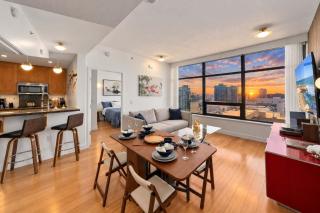 Zenzilla Resort Amenities & Panoramic City Views - 4
