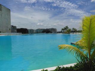 Apartamento con laguna de aguas cristalinas - 8