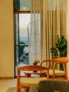 Luxurious Nile-View Apartment in Luxor - 0