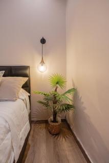 Apartment with balcony and AC - 4
