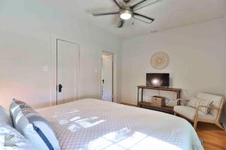 BennBrook 3 Bedroom 2 Bath - AI Welcome - 2