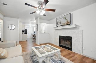 Cozy Retreat - 5