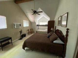 Spacious Family Retreat with Cozy Fireplace and Lakefront - 4
