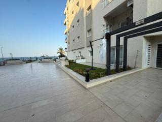 waterfront apartment - 4
