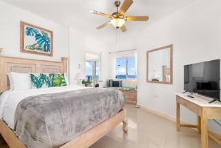 Oceanfront Condos In Tower Isle - Pool, 24HR Security - 0