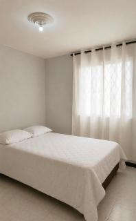 Spacious 4-Bedroom 8 Guests Near Neomundo - 5