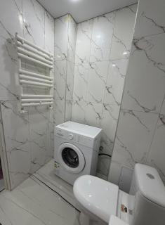 2 room apartment near city center in Yerevan - 2