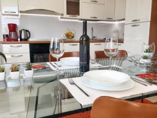 Welcoming apartment in Novigrad, 40 m² with peaceful garden - 8