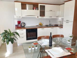 Welcoming apartment in Novigrad, 40 m² with peaceful garden - 3