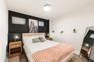 Bold 3BR West Town Sleeps 8 - Patio & Free Parking - 7