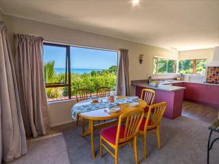 Pohara's Kauri Lodge - 5