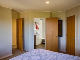 Pohara's Kauri Lodge - 2