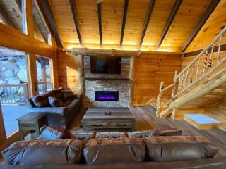 High Standards, RRG private cabin, Hot Tub, Wifi - 8