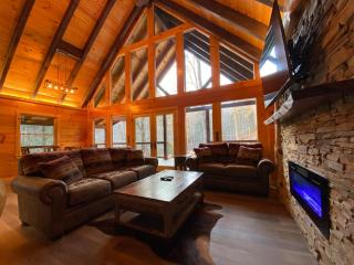 High Standards, RRG private cabin, Hot Tub, Wifi - 1