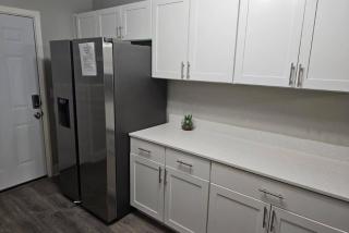 Charming 4br Bundle Near Downtown & Airport - 4