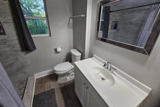 Charming 4br Bundle Near Downtown & Airport - 3