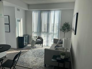 Luxury 2 bedroom Condo Apartment - 4