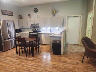 Funny Farm Guest House - 4