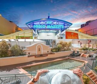 Poolside Holiday Apartment - Ocean View Rooftop - 3