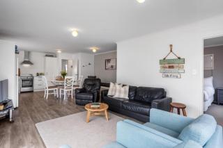 Whanga on Foot - Great Central Location - 7