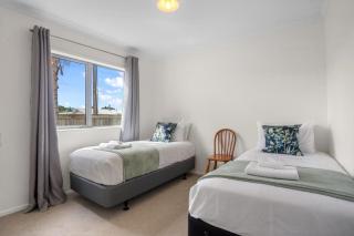 Whanga on Foot - Great Central Location - 3