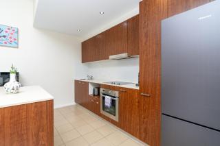 Absolutely spacious APT unit between ANU and City - Hosted by Canstay - Canberra - 6