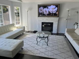 3BR Home 10 min SEA Airport Near Beach Marina Free Parking - 0