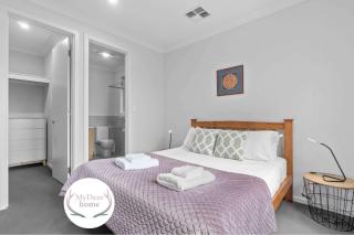 Cozy Family Retreat Near CBD & Adelaide Airport Listing - 0