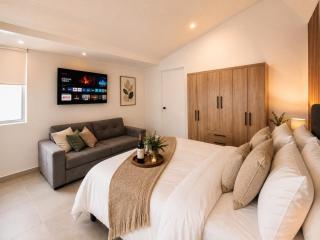 Park 93 Spacious and Brigth 4BR - 7