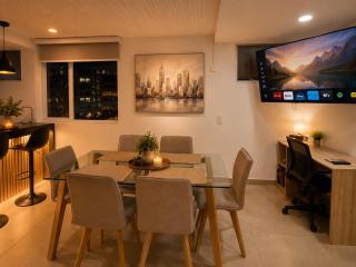 Park 93 Spacious and Brigth 4BR - 5