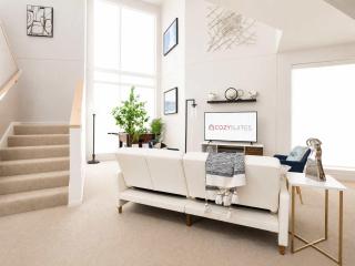 TWO Modern Penthouses on Mass by CozySuites - 5