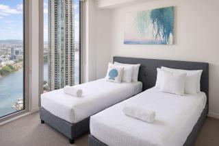 SKY-HIGH HAVEN-Rooftop Infinity Pool Parking WiFi - 5