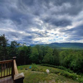 Chalet with Unbeatable Views, Hot tub, Game Room! - 1