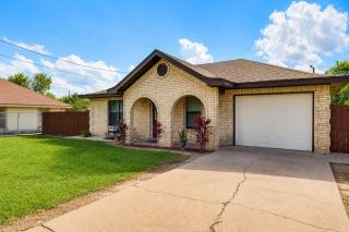 Spacious Backyard: San Juan Home Near Border! - 6