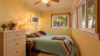 Grannys Cabin - 1