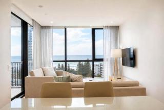 2BR Ocean Views Pool Gym Sauna - 9