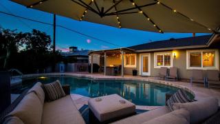 Immaculate Home Near Old Town Scottsdale and ASU - 1