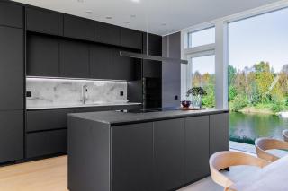 Arctic Haven Villa - Waterfront - 2