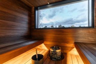 Arctic Haven Villa - Waterfront - 1